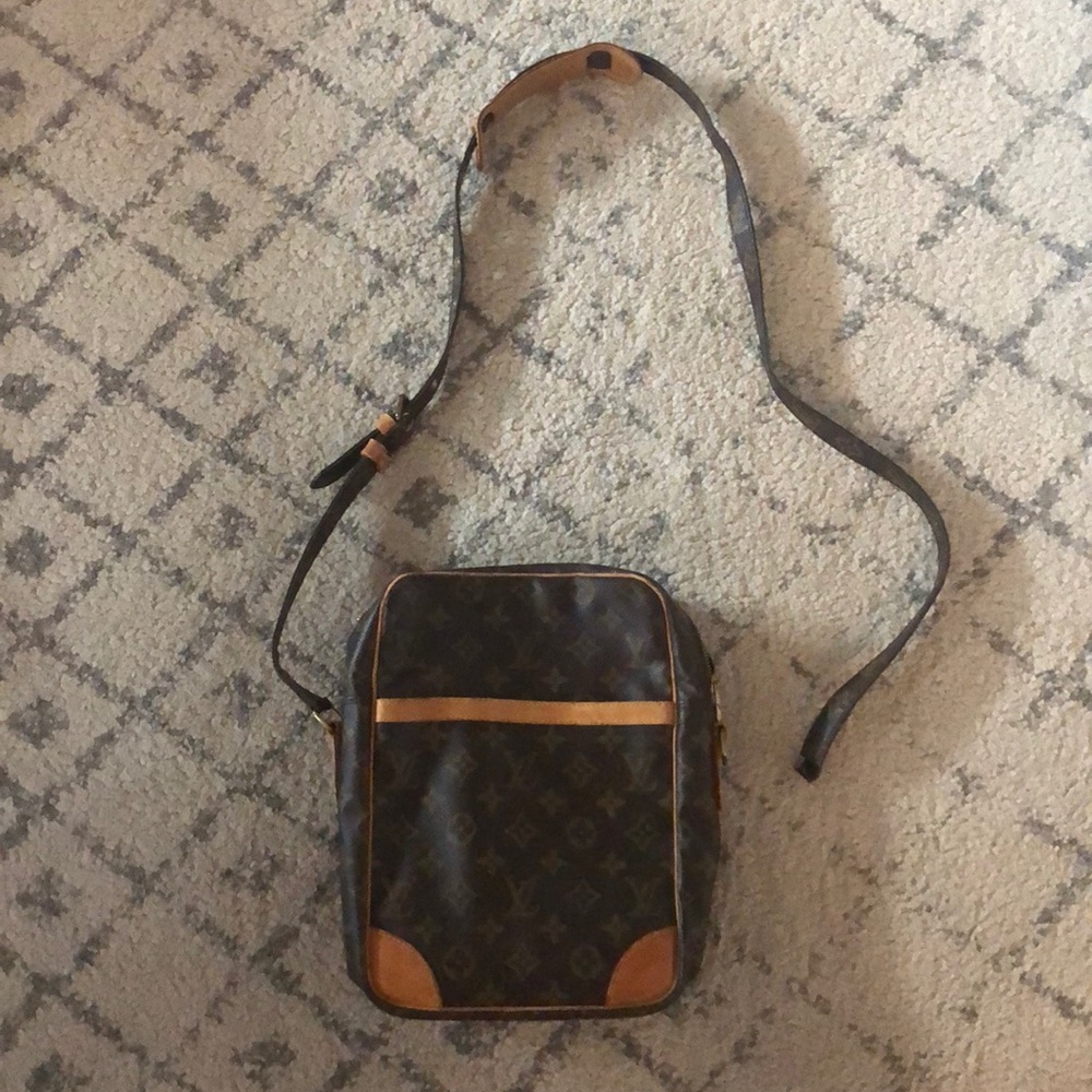 Vintage Louis Vuitton Danube crossbody